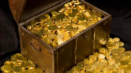 Comoara găsită de un bărbat cu detectorul de metale. A rămas fără cuvinte când a văzut bijuteriile