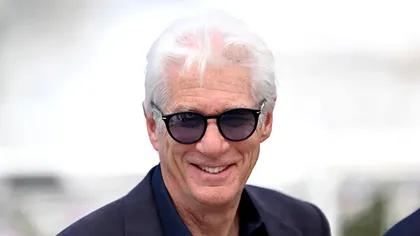 Diferența uriașă de vârstă dintre celebrul actor Richard Gere și soția lui. Alejandra Silva a făcut furori pe covorul roșu de la Veneția