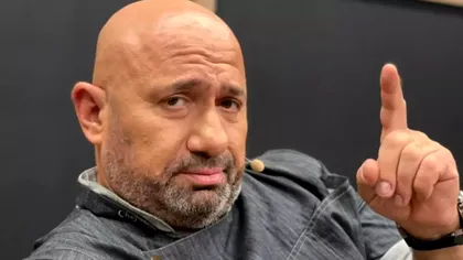 Cum face Cătălin Scărlătescu cea mai pufoasă omletă. Secretul e unul simplu, dar face o diferență uriașă