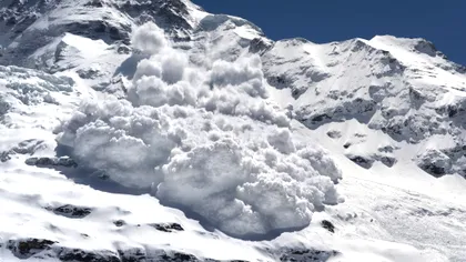 Avertizare de la salvamontiști: pericol ridicat de avalanșe în munți