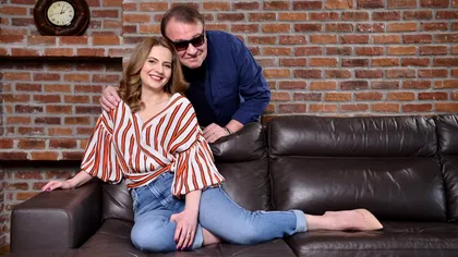 Cine este și cu ce ocupă Alina, soția lui Gabriel Cotabiță. Ce părere aveau fiicele artistului despre partenera sa de viață mai tânără cu 27 de ani decât el