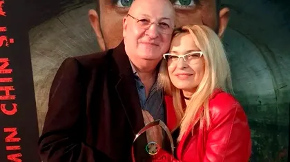 Bebe Cotimanis, mai fericit ca niciodată, alături de Iulia. Actorul ne-a spus cum arată viața lui ”la pensie” și de ce nu prea stă pe acasă EXCLUSIV