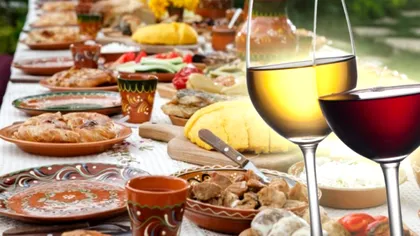 Câte pahare de vin se beau la masa de Crăciun, de fapt. Greșeala pe care o fac aproape toți românii