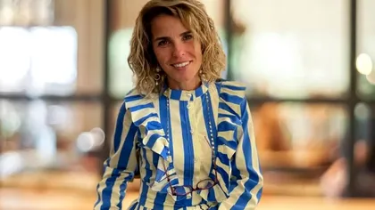 Cum s-a îmbrăcat Cristela Georgescu în ziua alegerilor parlamentare. Ținuta aleasă de soția lui Călin Georgescu