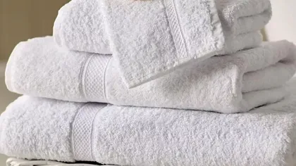 Cum se folosește corect bicarbonatul de sodiu pentru a albi prosoapele. Unde trebuie să îl adaugi în mașina de spălat și ce program trebuie să setezi