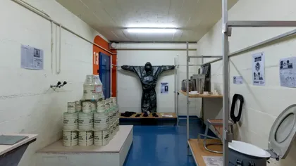 Decizia singurei țări din lume în care toți cetățenii ei au loc în buncăre. Toată populația ar supraviețui unui atac nuclear