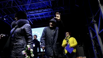 Victor Rebengiuc a povestit în Piața Universității cum a fost amenințat cu „topoare în cap”. Pe lângă ororile care i s-au transmis, a anunțat că o susține din nou pe Elena Lasconi