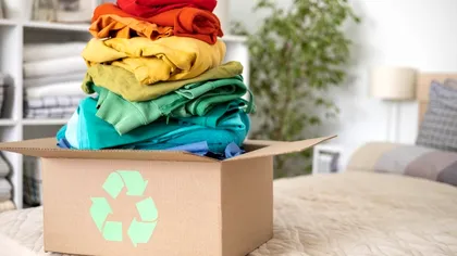 Devine obligatorie reciclarea hainelor în România. Cum se va desfășura procesul de colectare a textilelor vechi