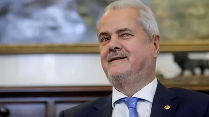 Adrian Năstase, imagine ciudată. Cum a apărut fostul premier pe reţelele de socializare. Foto