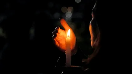 Ce înseamnă dacă ți se stinge lumânarea în noaptea de Înviere. Ce spune tradiția despre acest semn