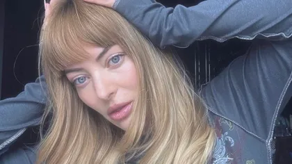 Reacţia Deliei, după ce mulţi internauţi au văzut imaginile ciudate de la Palatul Cotroceni. Problema medicală de care suferă: 