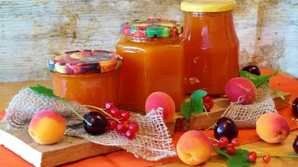 Dulceaţă de caise perfectă, reţeta cofetarilor austrieci. O folosesc în tortul vienez Sacher, este acrişoară şi perfect legată