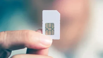 Cartelele sim vor dispărea, după mai bine de 30 de ani: cu ce vor fi înlocuite și cum te ajută schimbarea