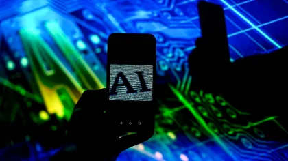 Inteligența artificială de la L.A. Times a ajuns să apere KKK la mai puțin de 24 de ore de la lansare