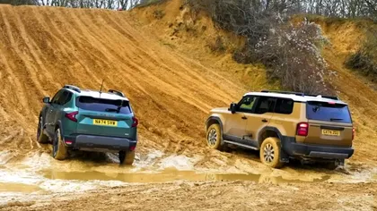 Dacia Duster versus Toyota Land Cruiser în cel mai important test off-road. Concluzia britanicilor