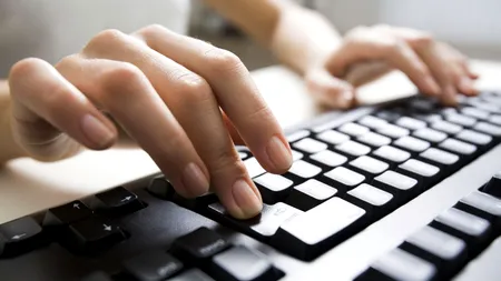 Cât de rezistentă este o tastatură folosită zilnic