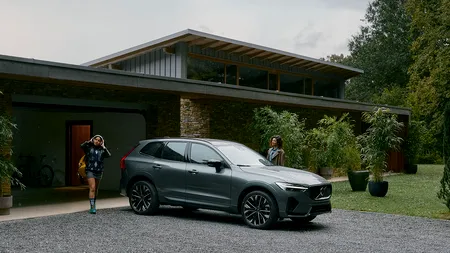 Experiență digitală premium în Volvo XC60: sunet Bowers & Wilkins, Google integrat și tehnologie de top