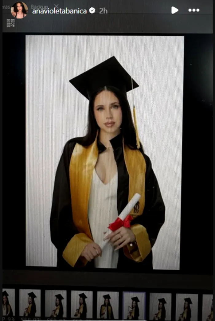 Andreea Marin şi Ştefan Bănică Jr., motiv mare de mândrie. Violeta a îmbrăcat roba de absolvire a liceului. Foto