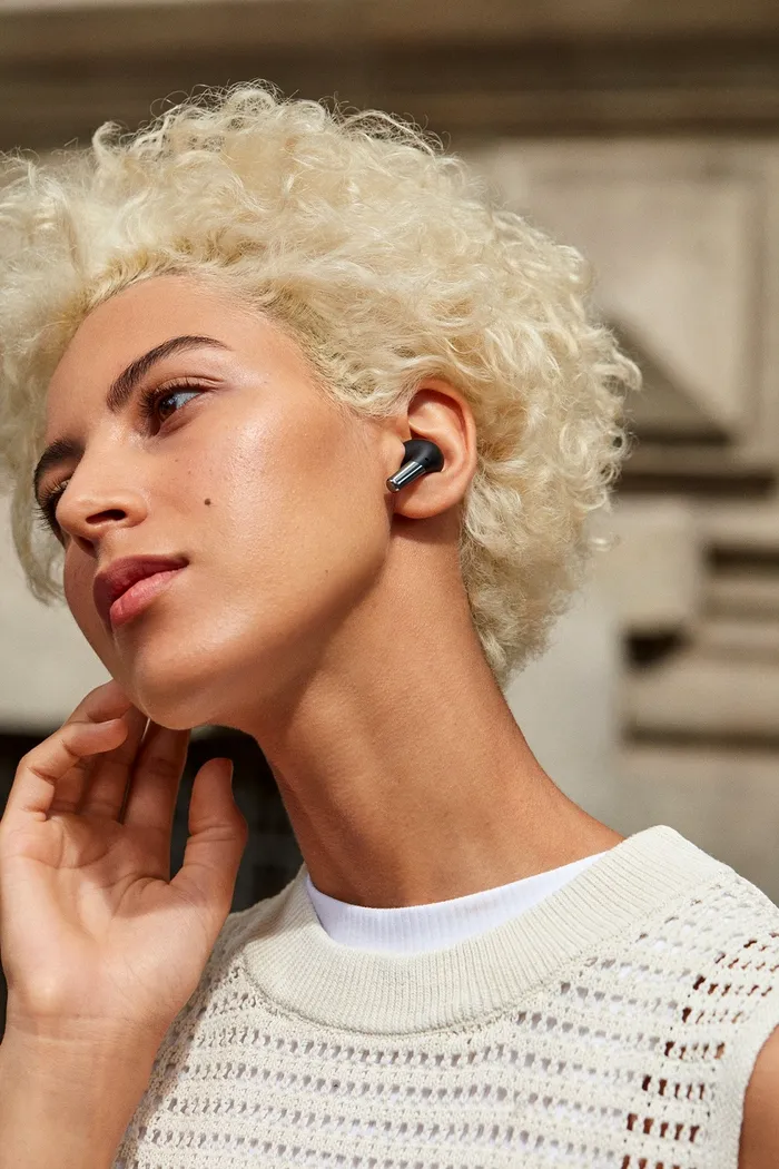 Lifestyle oneplus buds pro