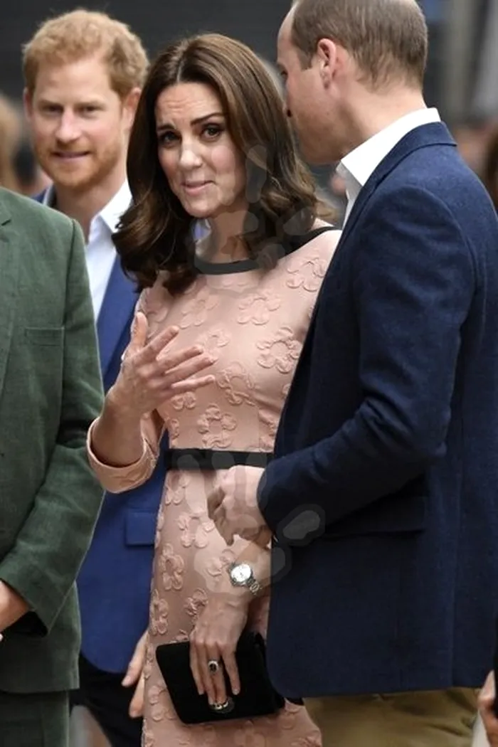 Printul Harry, alături de Kate Middleton si printul William