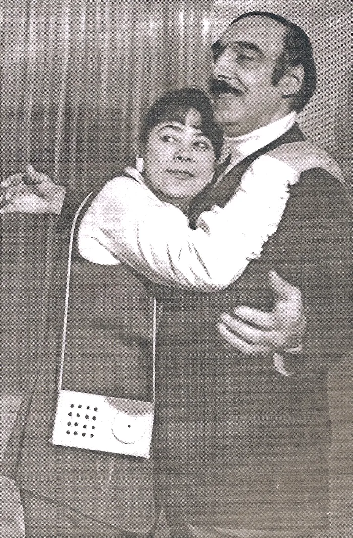 Actrița Zizi Șerban alături de dirijorul, compozitorul și șeful de orchestră Sergiu Malagamba. Foto Teatrul Tănase
