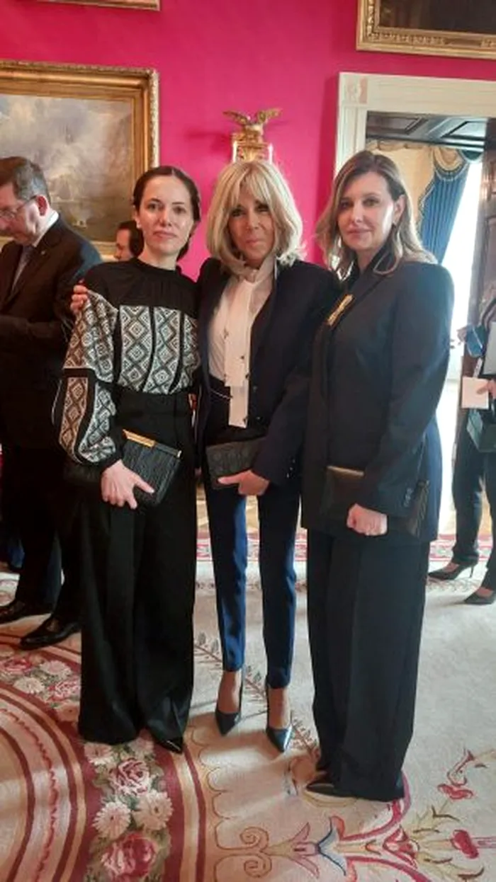 Mirabela Grădinaru, alături de Brigitte Macron şi de Olena Zelenska (Foto: Administraţia Prezidenţială)