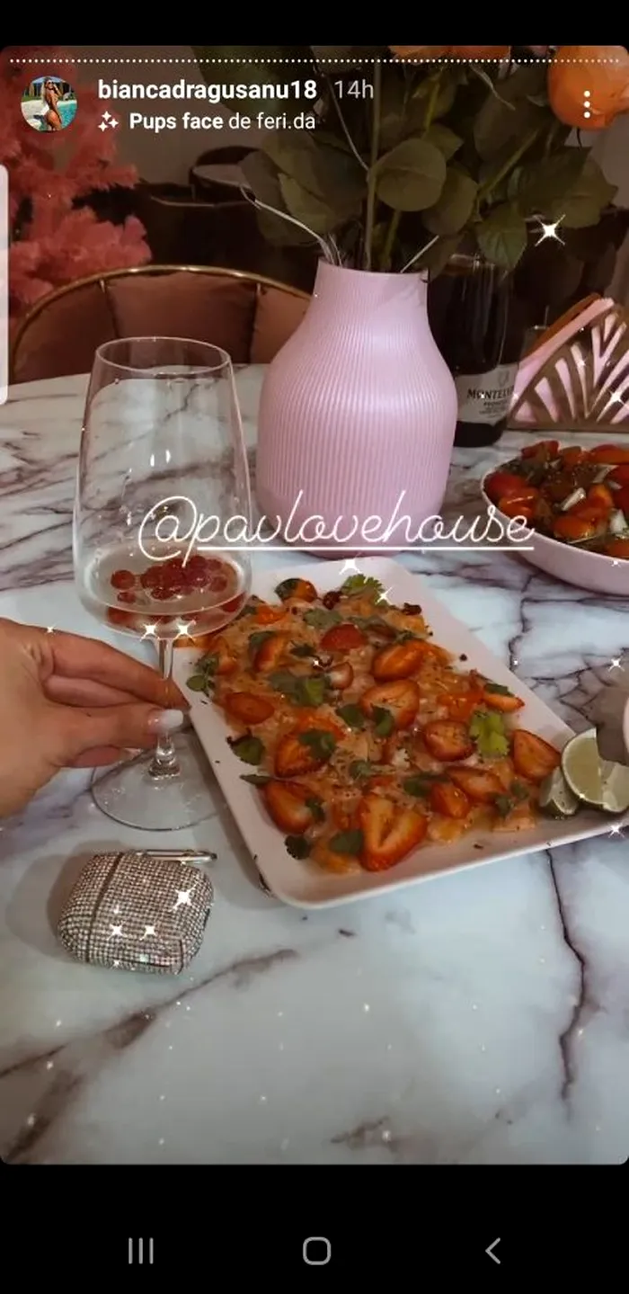 Bianca Drăgușanu uită de trecut și petrece timp mult mai mult alături de prieteni