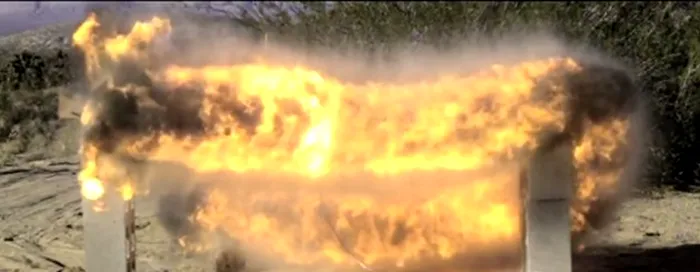 Microsoft Xbox One explodat impuscat gloante