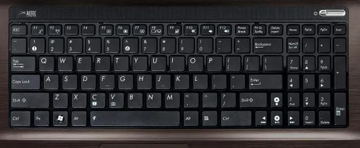 Laptop ASUS K53SV cu Sandy Bridge tastatura