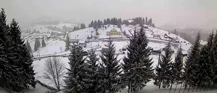 Şoseaua din România care se transformă în coşmarul şoferilor iarna. Peisajul este rupt din Rai, dar serpentinele periculoase îţi dau emoţii