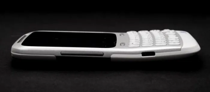 HTC ChaCha Review 
