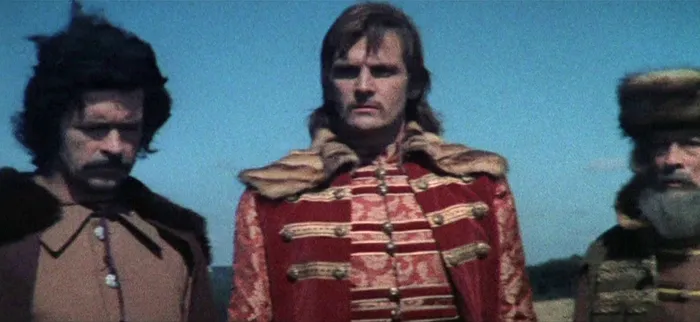 Imagini inedite cu Florin Piersic. Actorul a revenit la Herghelia Lucina, după 50 de ani de la terminarea filmărilor pentru "Frații Jderi" 