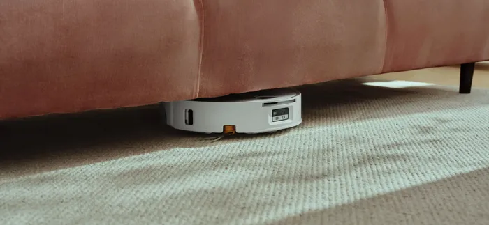 Roborock Qrevo Edge 2 Flow se strecoară unde alții nu reușesc