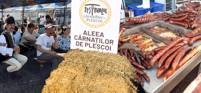 Cât costă kilogramul de cârnați de Pleșcoi în 2024. Prețul e foarte piperat, nu e pentru oricine