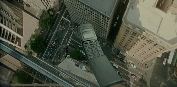 Telefon Nokia folosit in filmul Matrix