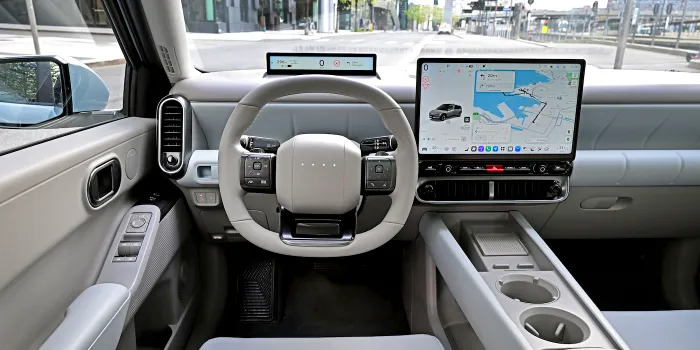 Pleos Connect pe Hyundai