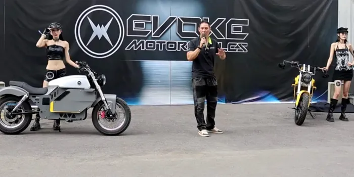 Lansarea Evoke Nrgy, motocicleta electrică accesibilă care poate atinge 120 km/h