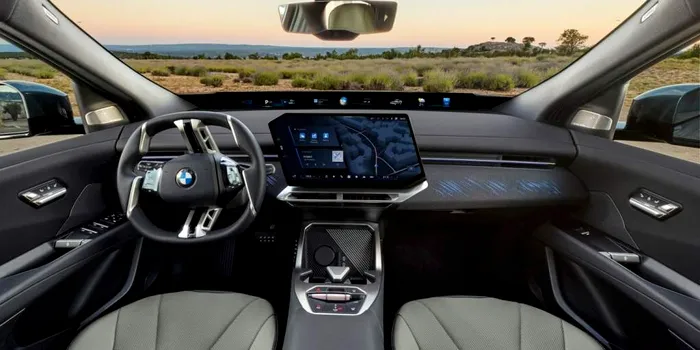 BMW iX4 - interior