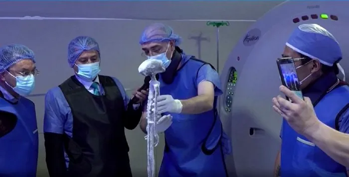 Ce s-a întâmplat la analiza „mumiilor” presupușilor extratereștri. Descoperirea care poate schimba totul, ce s-a găsit în corpul uneia dintre creaturi