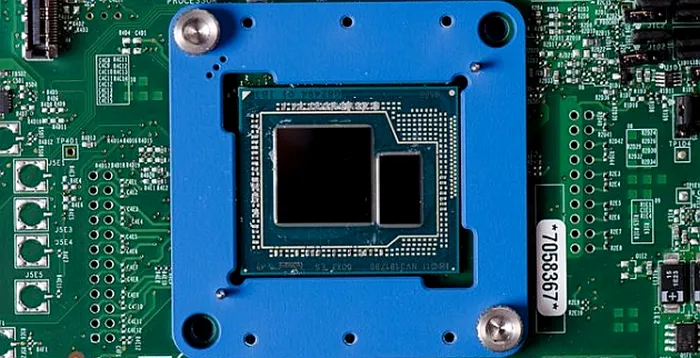 Intel Iris Pro 5200