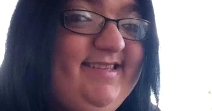 Tânăra care și-a dat în judecată părinții pentru că e urâtă