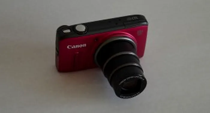 Canon Ixus SX 240HS Zoom 2