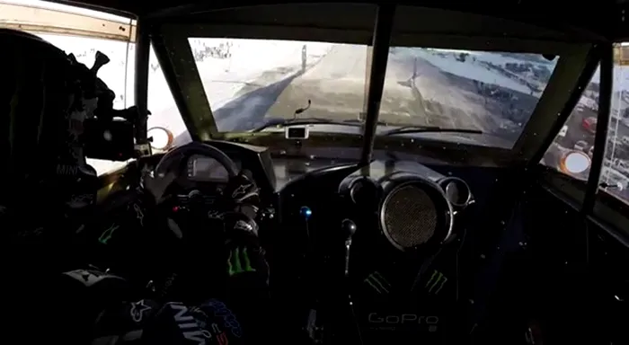 gopro hero accident experiment -chicherit-jump 