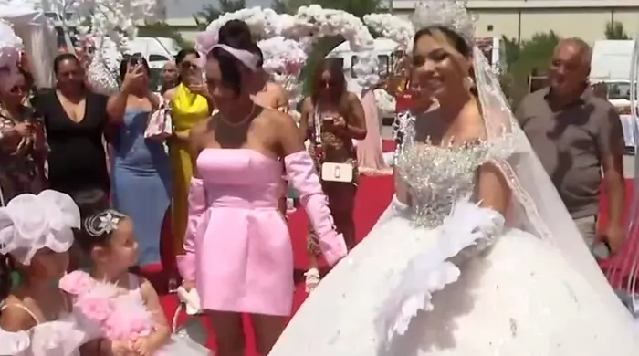 Gestul lui Adrian Minune la nunta fiicei sale, față de Adrian Bănuță. Alți artiști s-ar simți jigniți la așa ceva