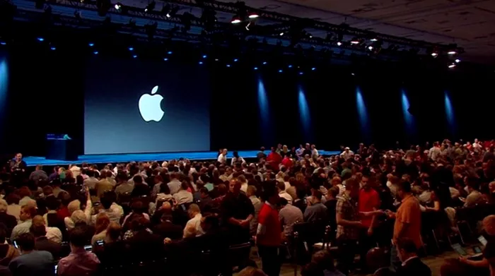 Apple WWDC 2013 iOS 7 OS X lansare