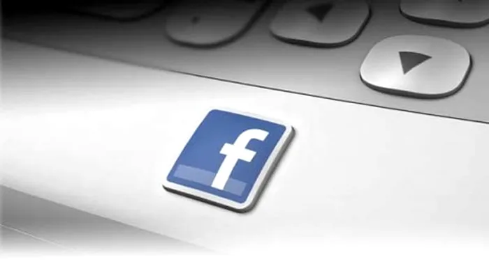 Buton Facebook HTC ChaCha