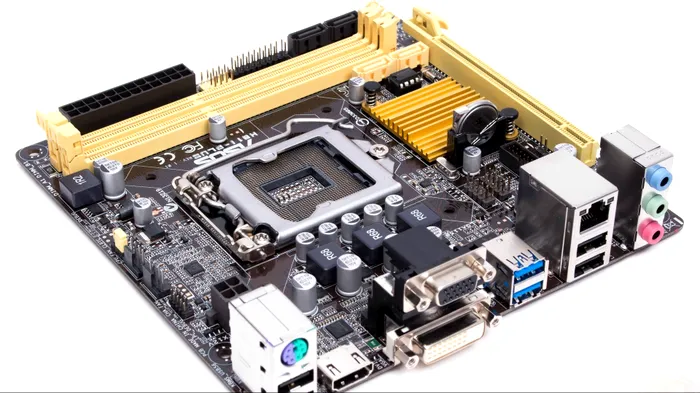 pc de gaming placa de baza 11