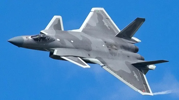 Chengdu J-20 Mighty Dragon
