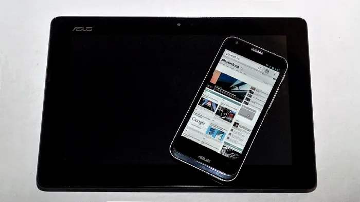 Review Asus Padfone 2