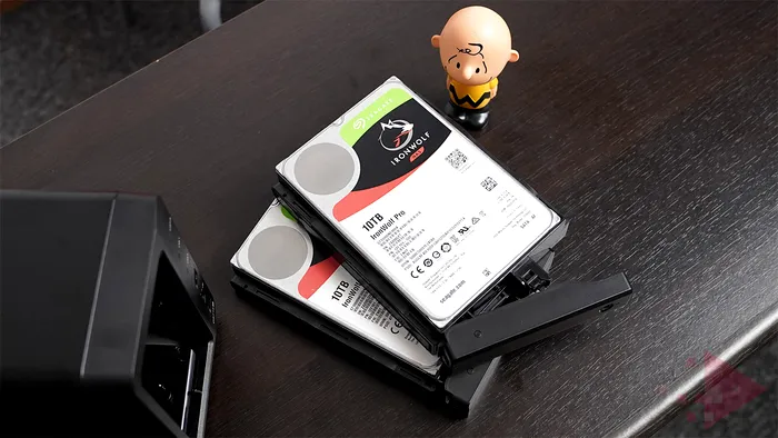 ds718+ seagate ironwolf pro